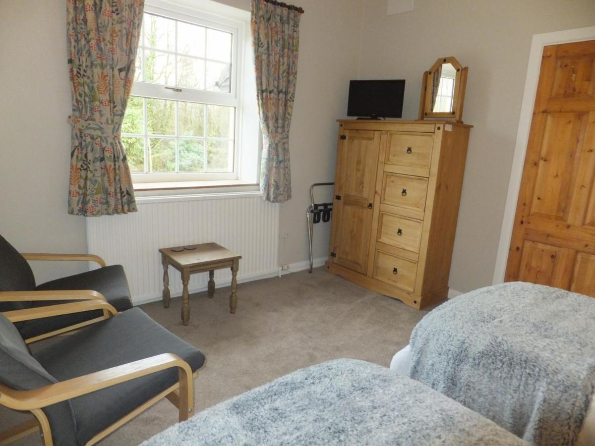 North Headborough Bed & Breakfast Haverfordwest Exterior photo